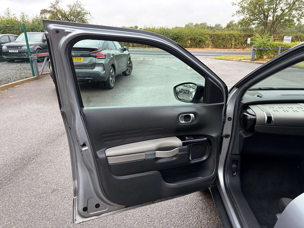 2020 Citroen C4 — image 15