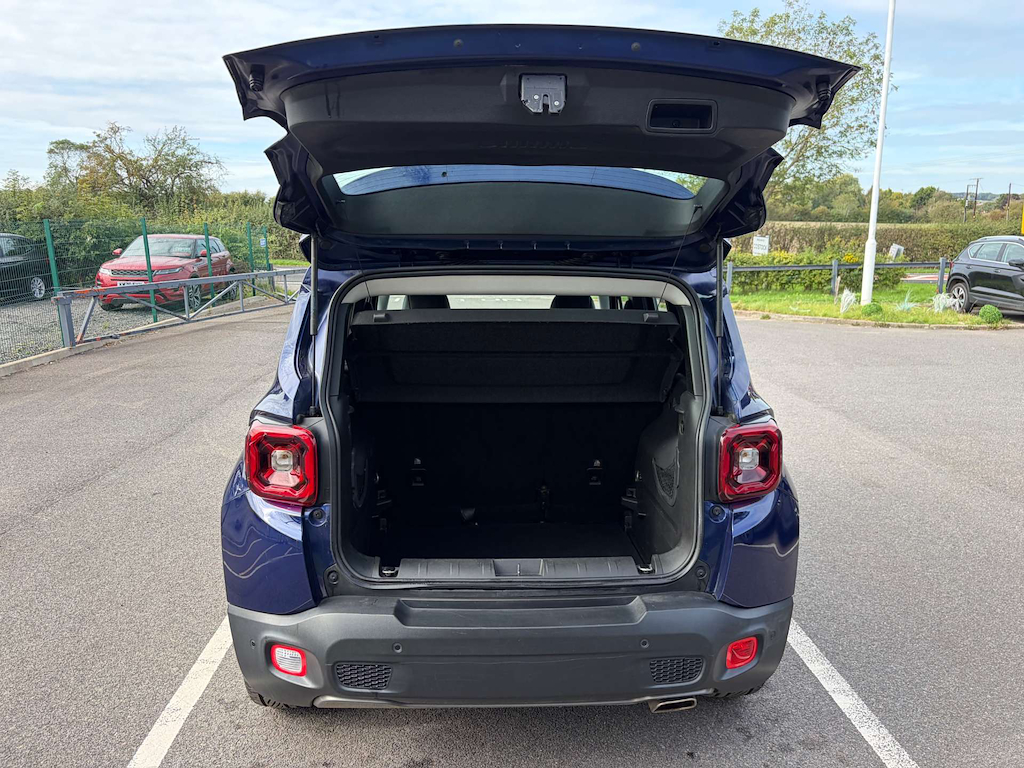 2019 Jeep Renegade — image 23
