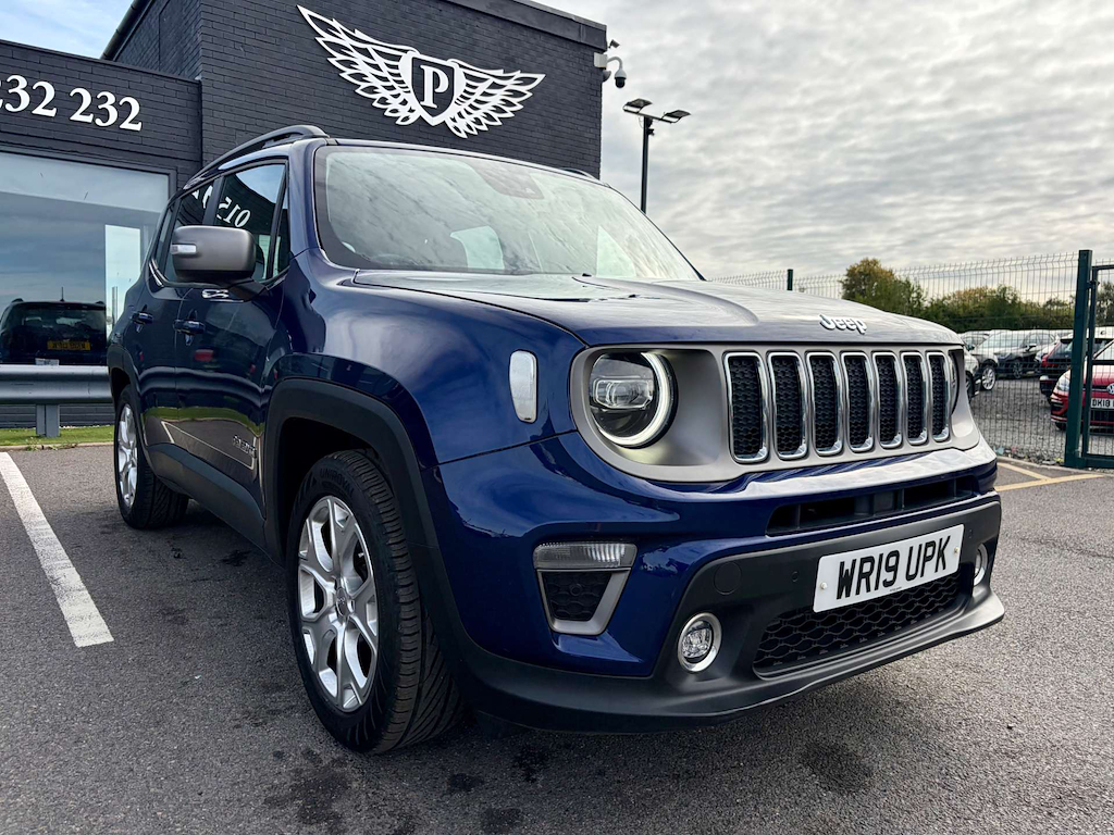 2019 Jeep Renegade — image 2