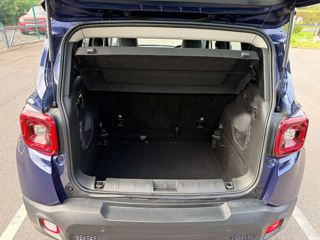 2019 Jeep Renegade — image 24