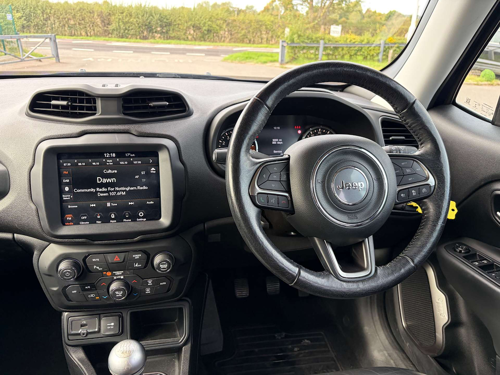 2019 Jeep Renegade — image 3