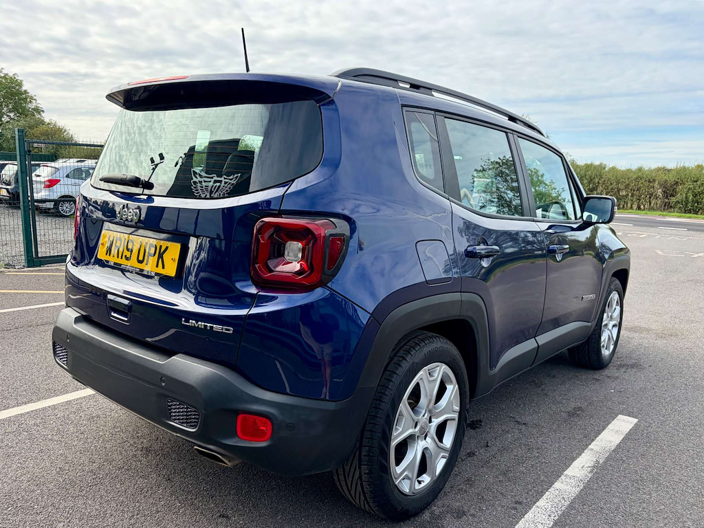 2019 Jeep Renegade — image 9