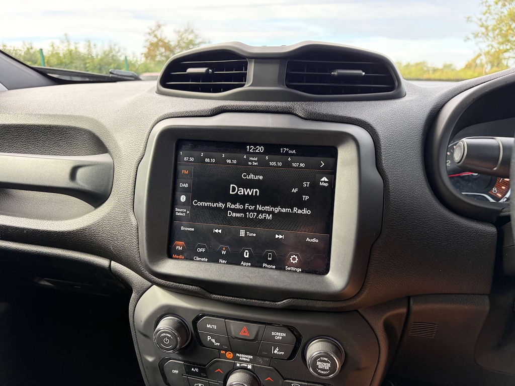 2019 Jeep Renegade — image 42