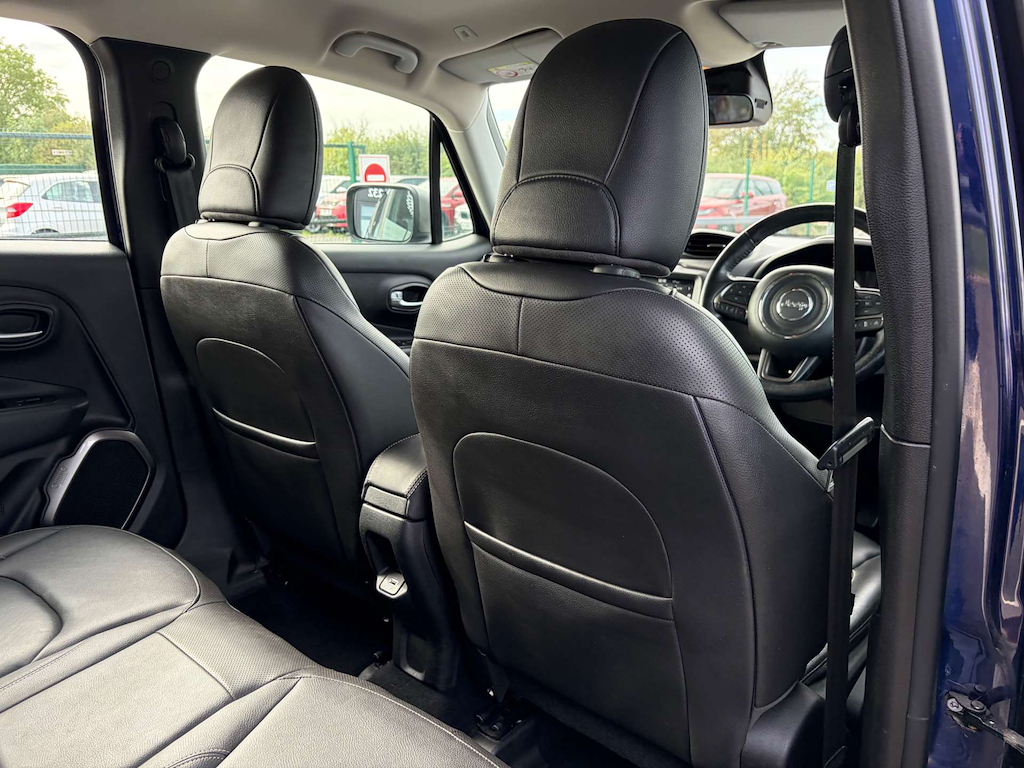 2019 Jeep Renegade — image 27
