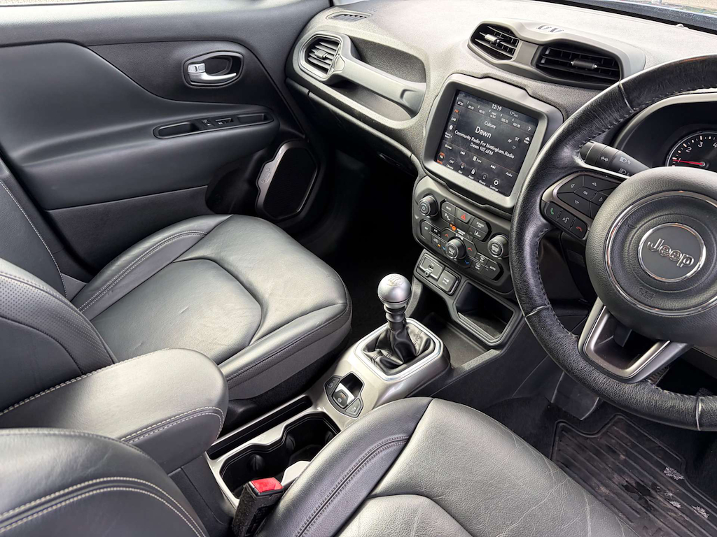 2019 Jeep Renegade — image 37