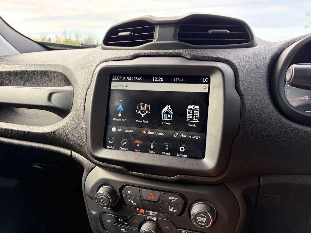 2019 Jeep Renegade — image 40