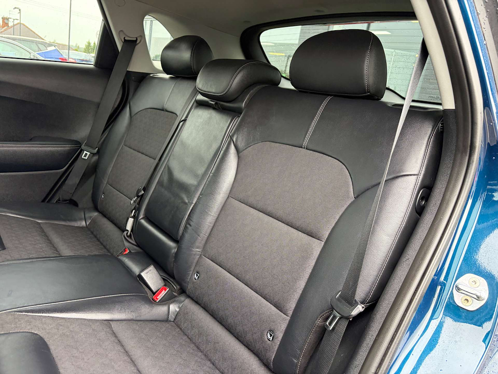 2019 Kia Niro — image 22
