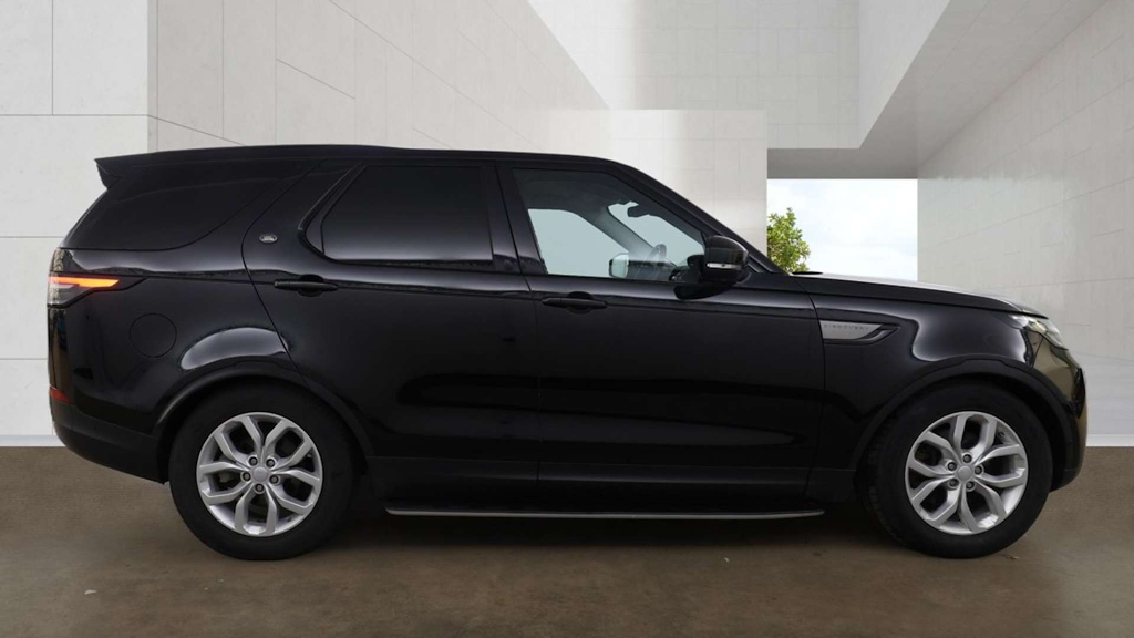 2019 Land Rover Discovery — image 5