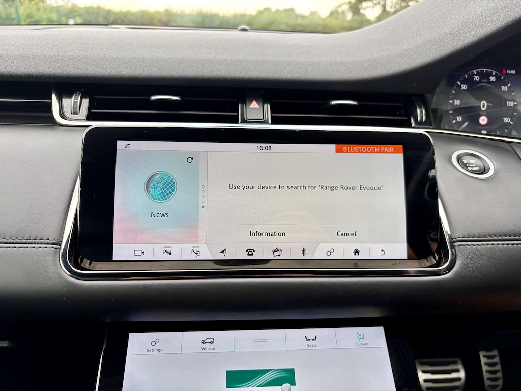 2020 Land Rover Range — image 47