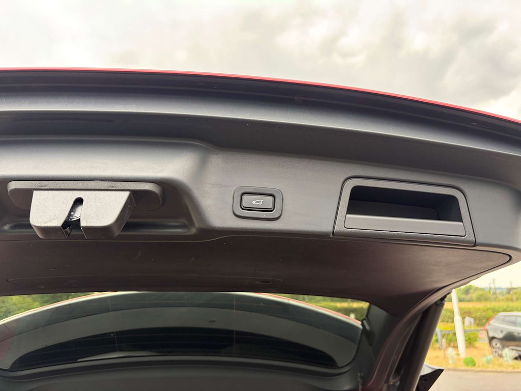 2020 Land Rover Range — image 24