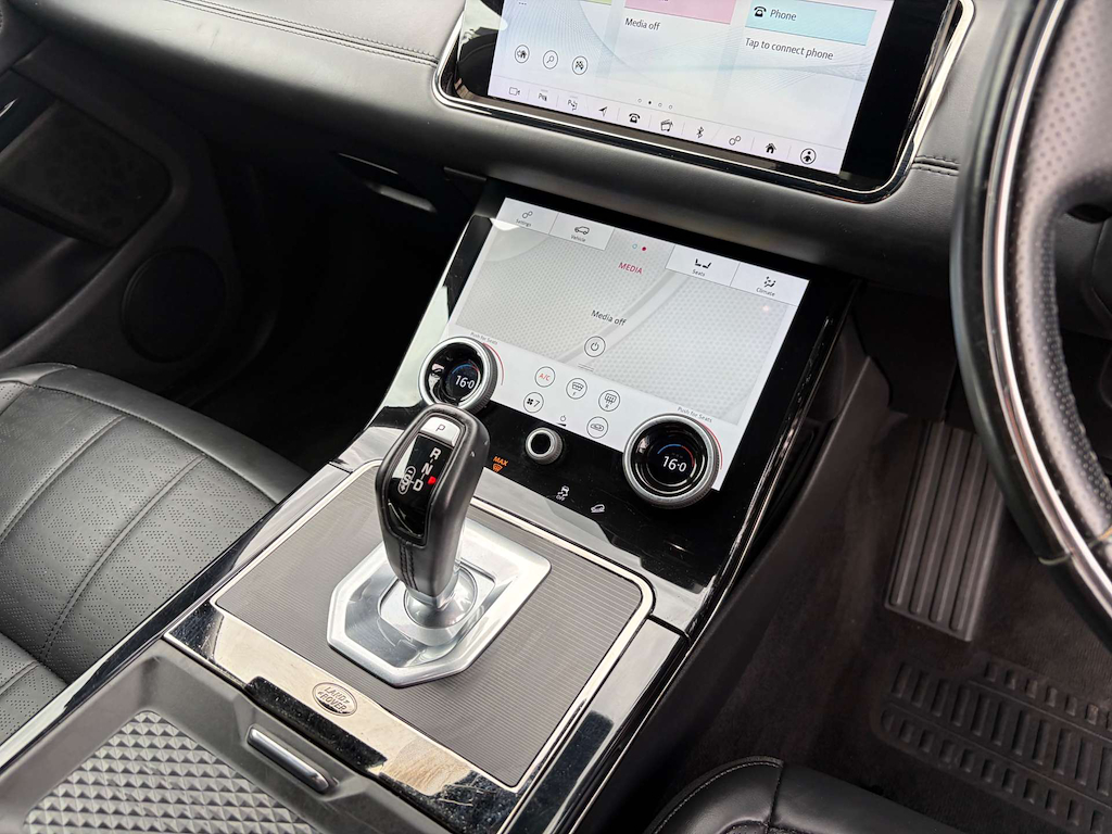2020 Land Rover Range — image 40