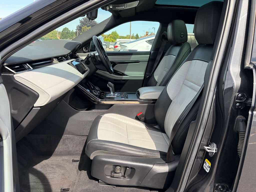 2019 Land Rover Range — image 16