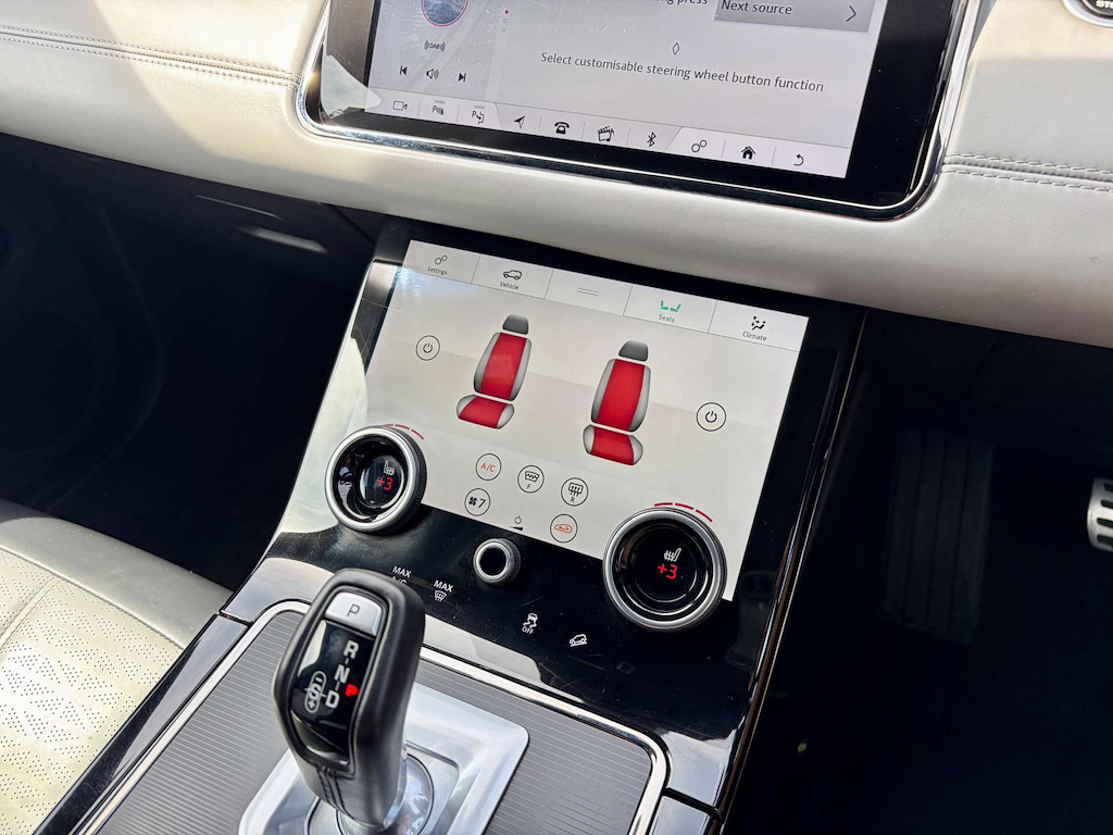 2019 Land Rover Range — image 41