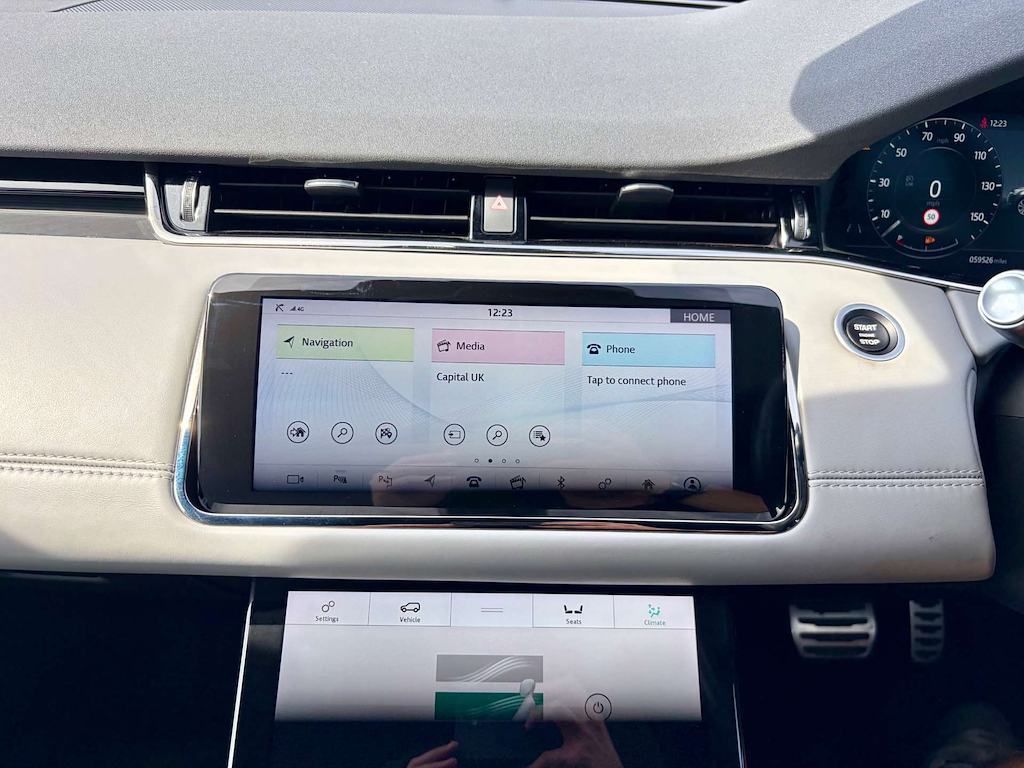 2019 Land Rover Range — image 48