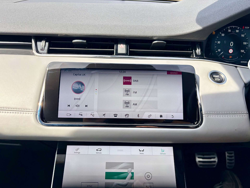 2019 Land Rover Range — image 44