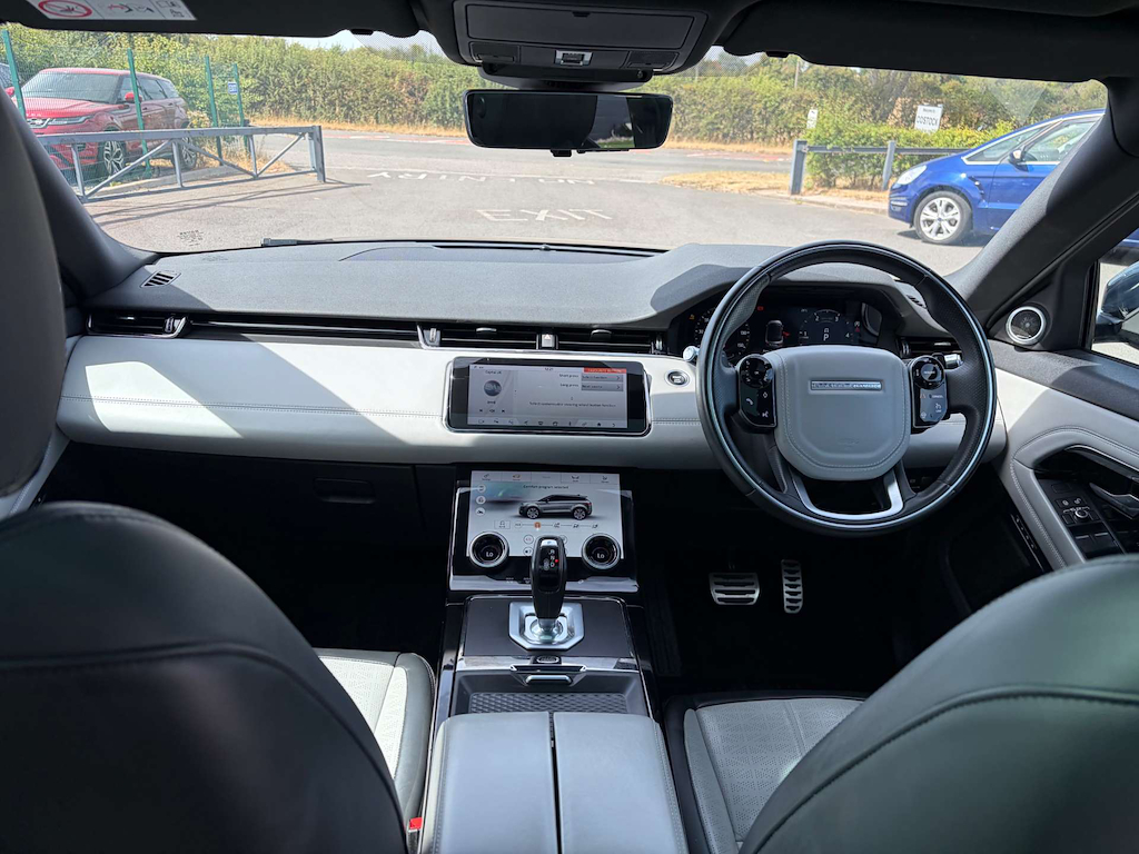 2019 Land Rover Range — image 30