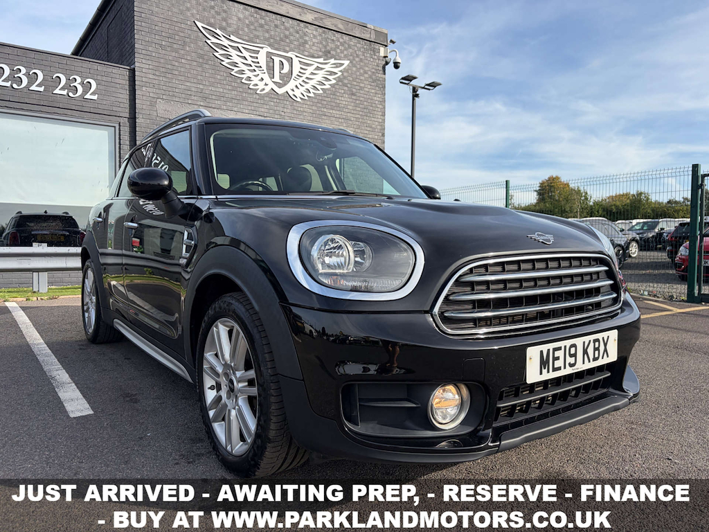 2019 MINI Countryman — image 1