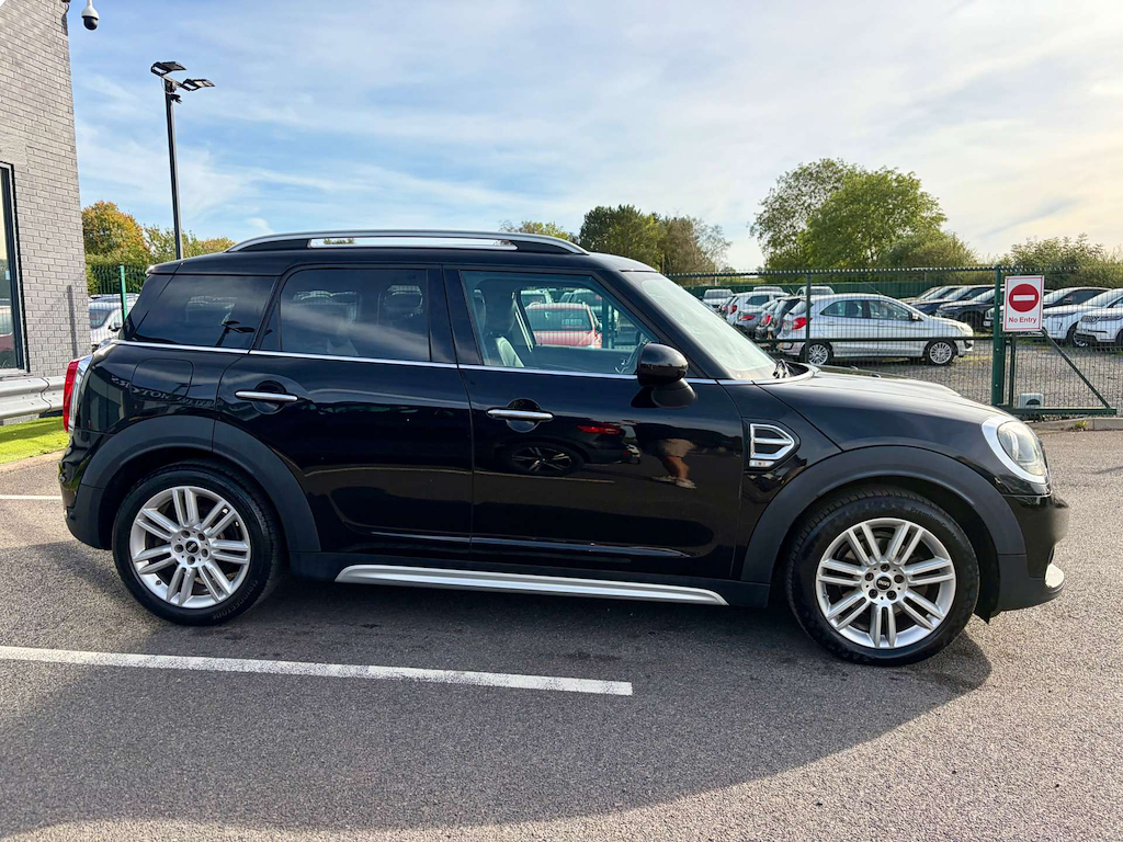 2019 MINI Countryman — image 9
