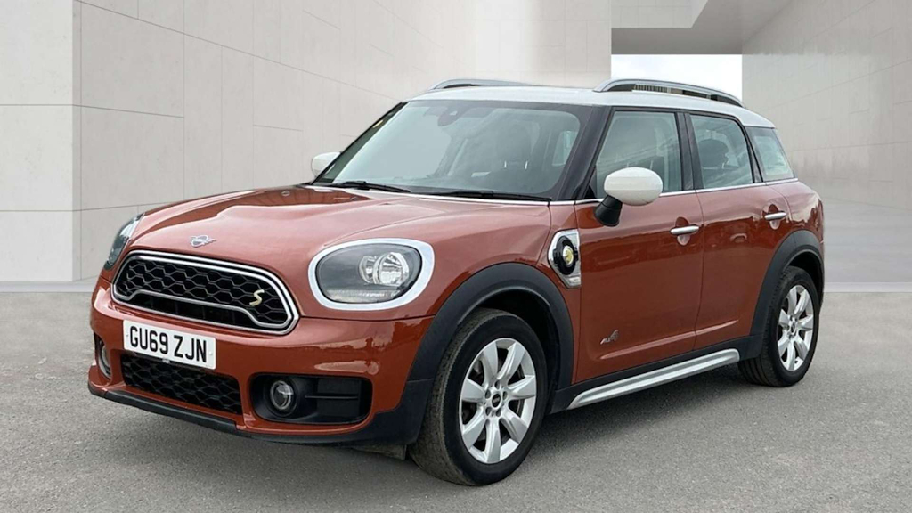 2019 MINI Countryman — image 2