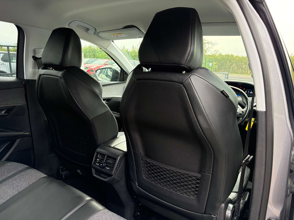 2019 Peugeot 3008 — image 23