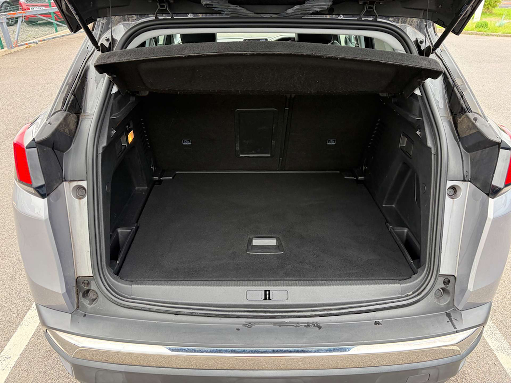 2019 Peugeot 3008 — image 20