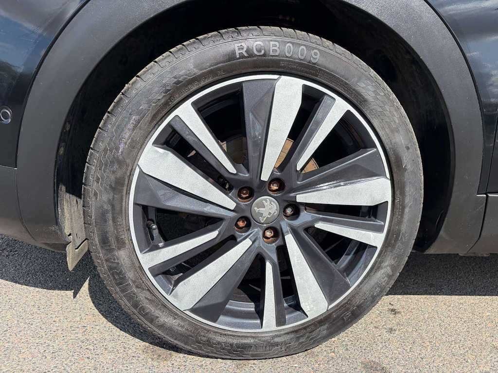 2018 Peugeot 5008 — image 11