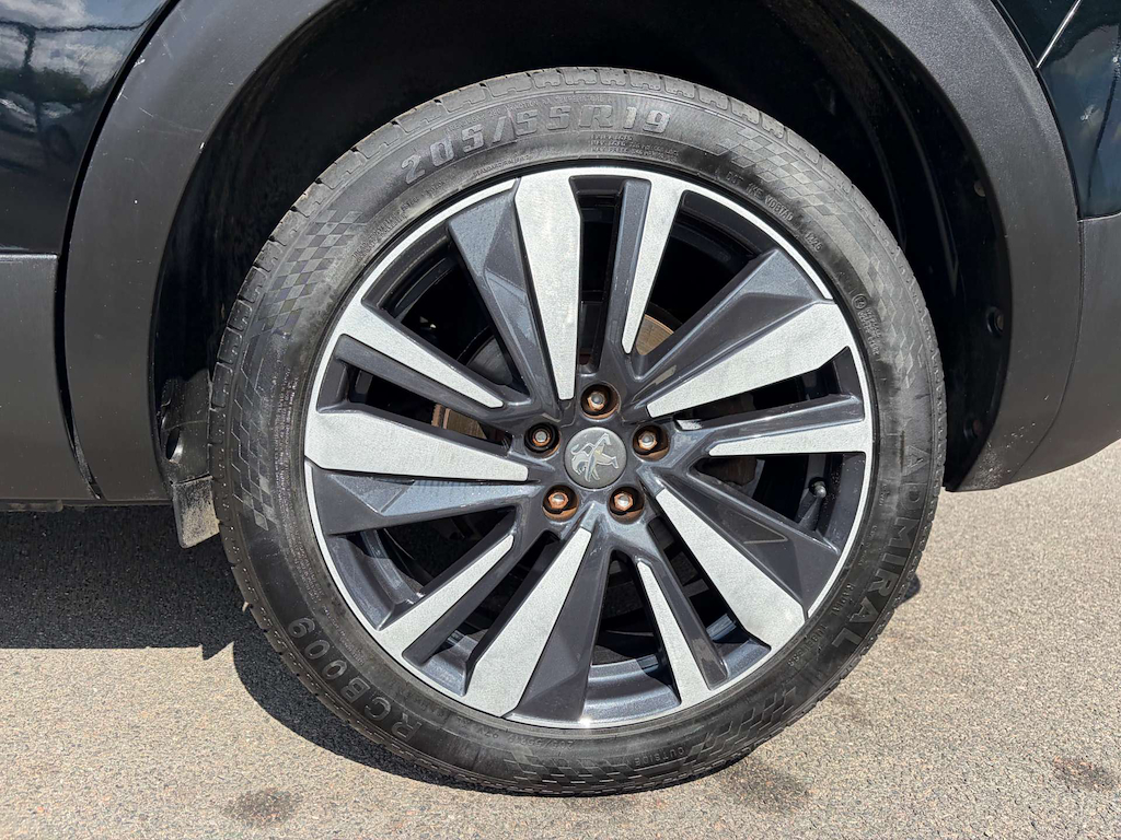 2018 Peugeot 5008 — image 12
