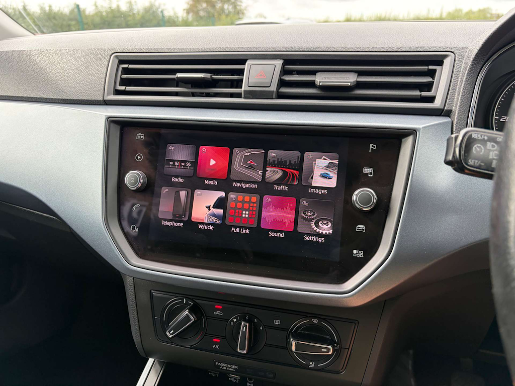 2018 SEAT Arona — image 37