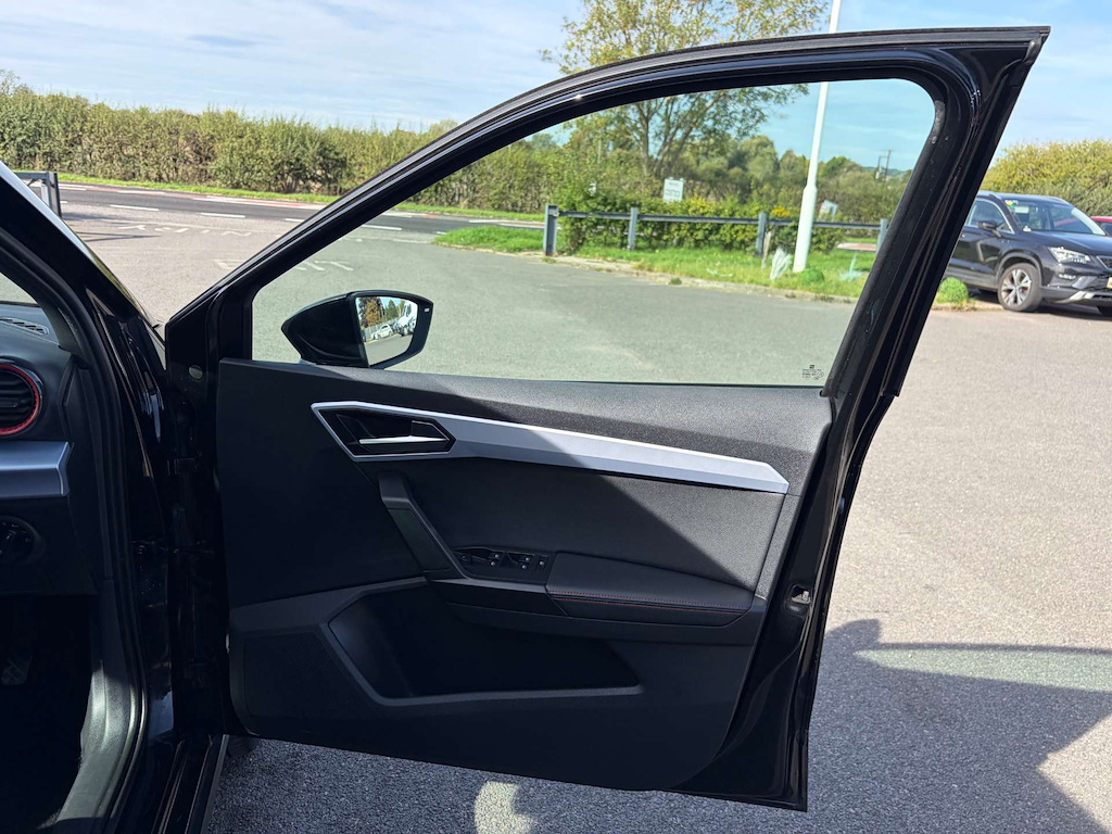 2021 SEAT Arona — image 31
