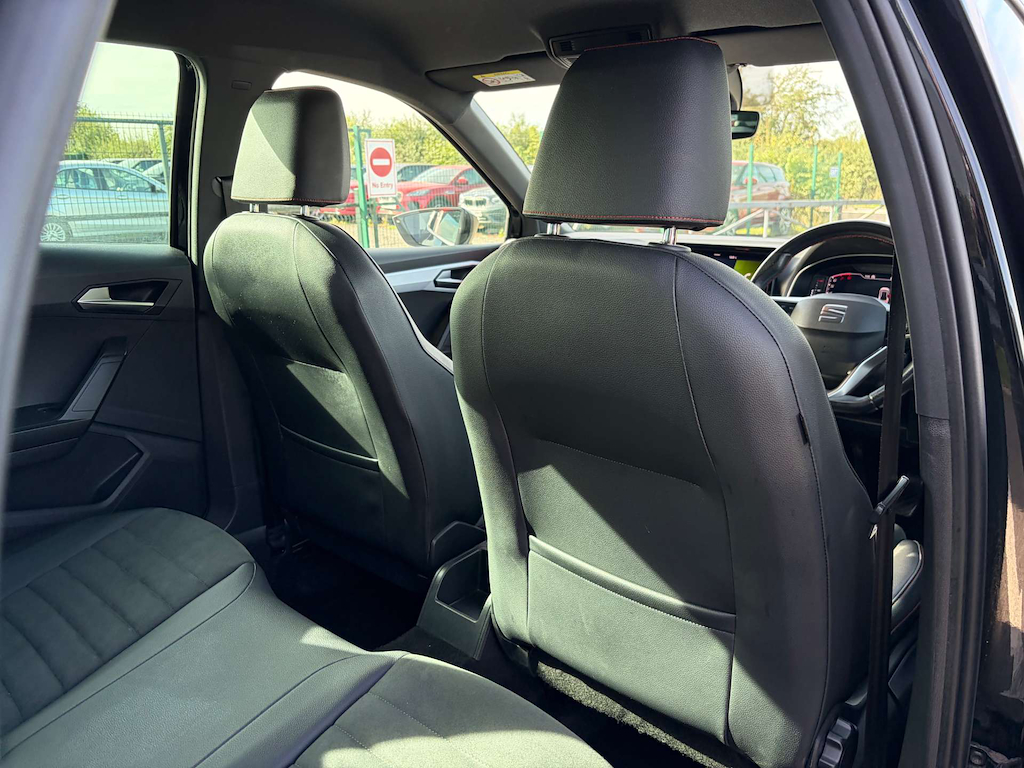 2021 SEAT Arona — image 27