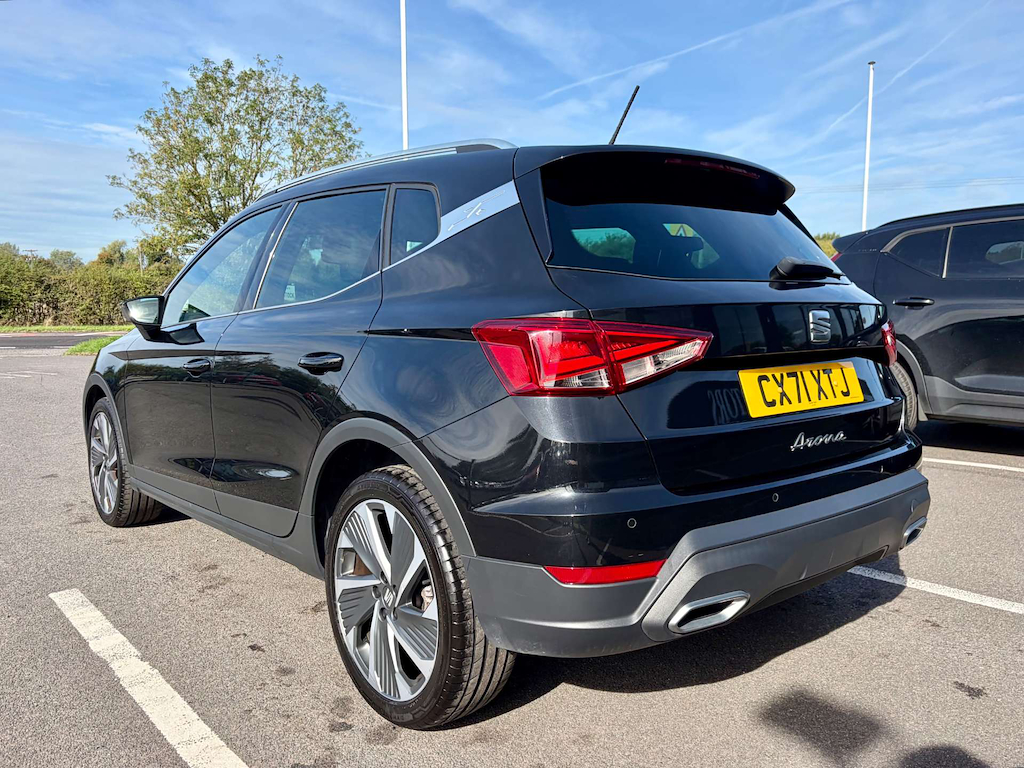 2021 SEAT Arona — image 7