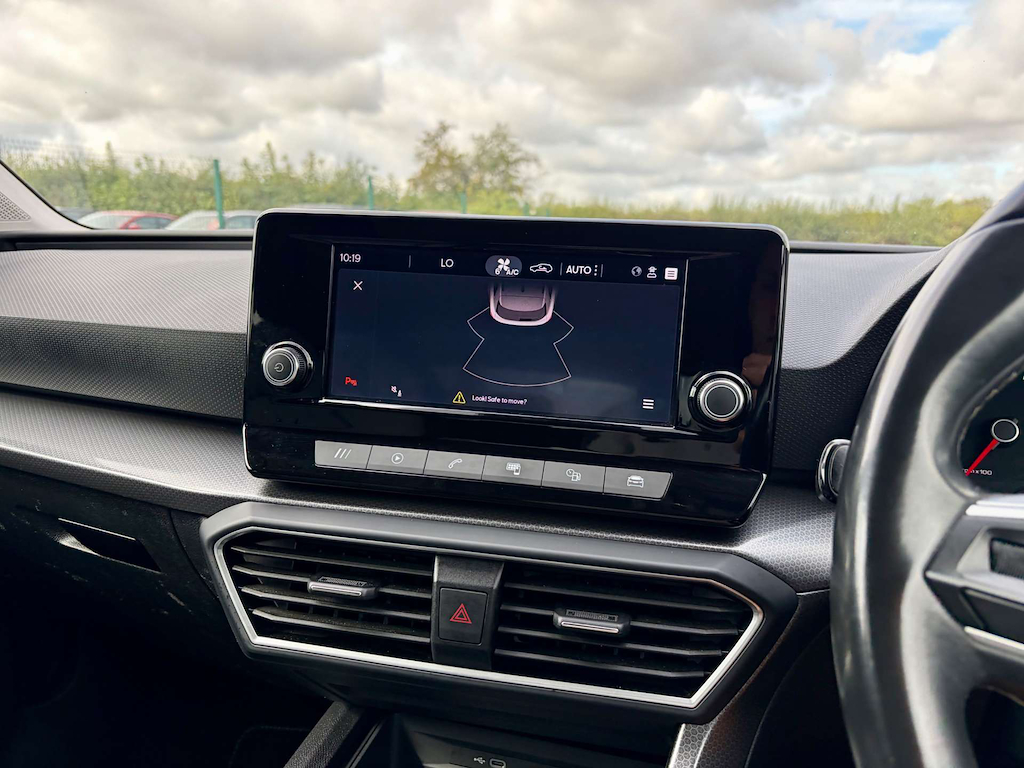 2022 SEAT Leon — image 43