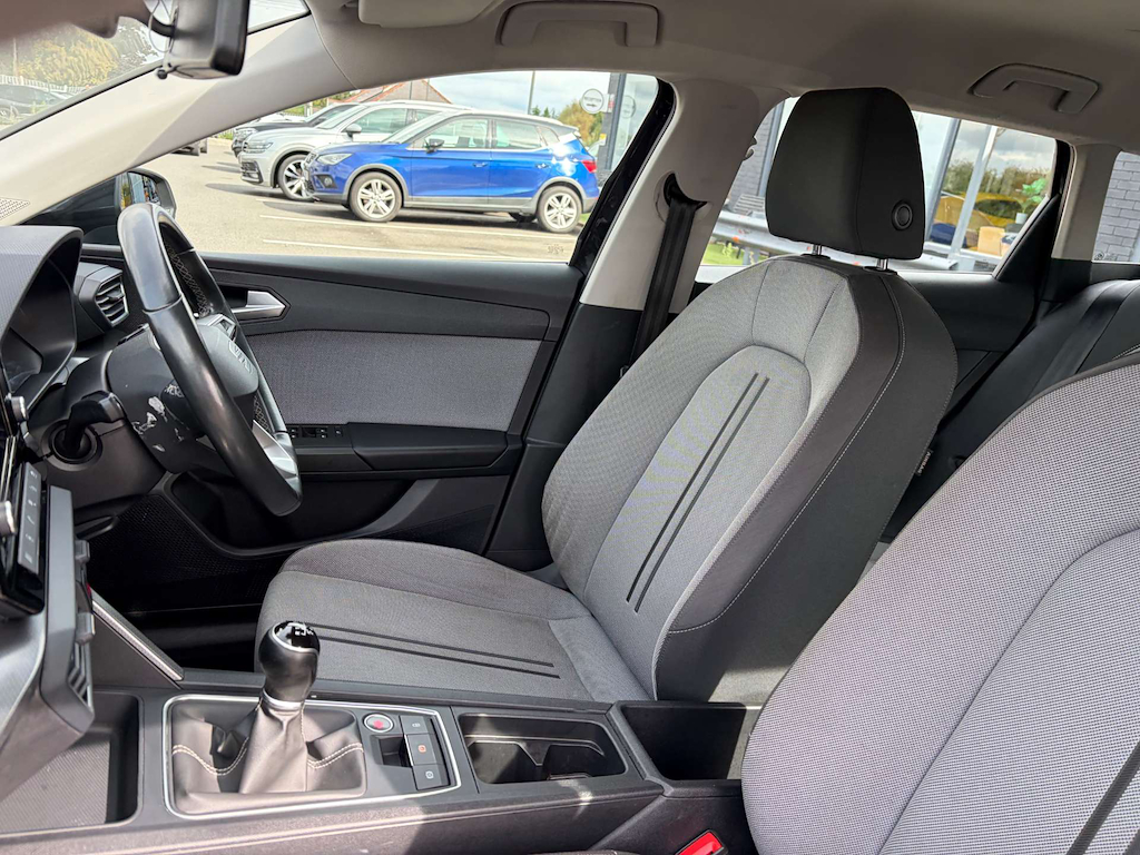 2022 SEAT Leon — image 18