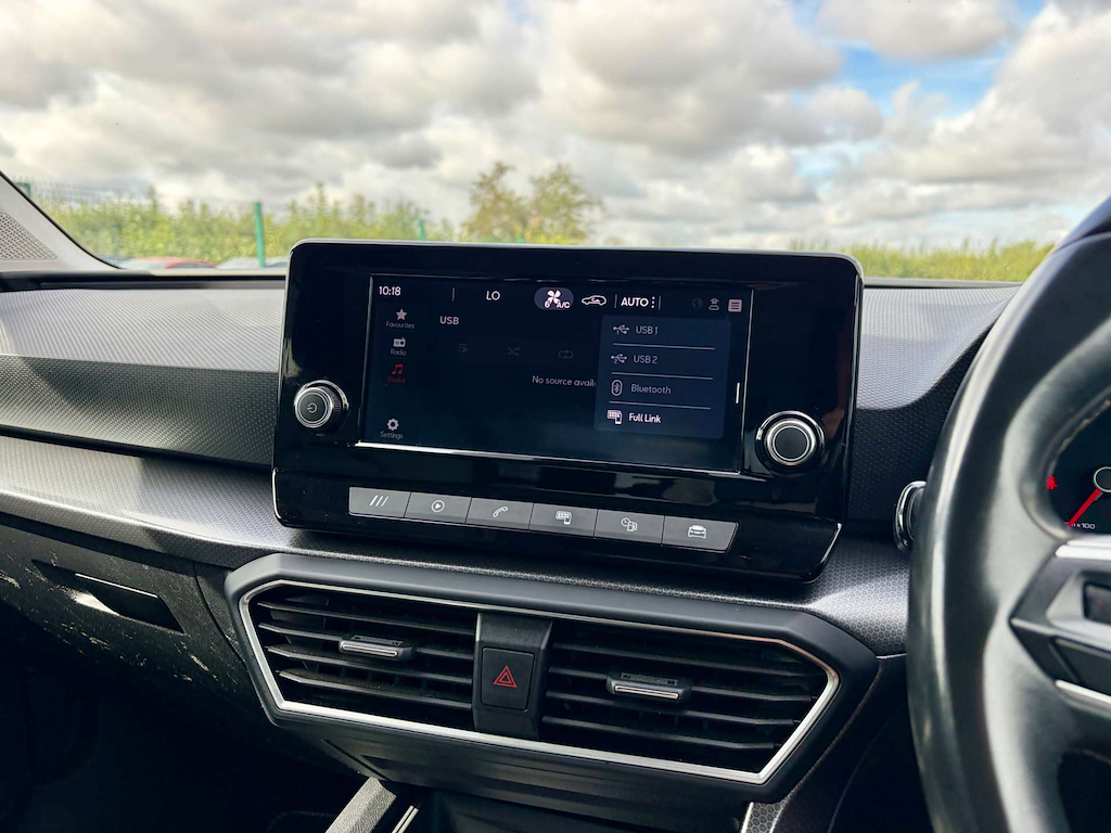 2022 SEAT Leon — image 42
