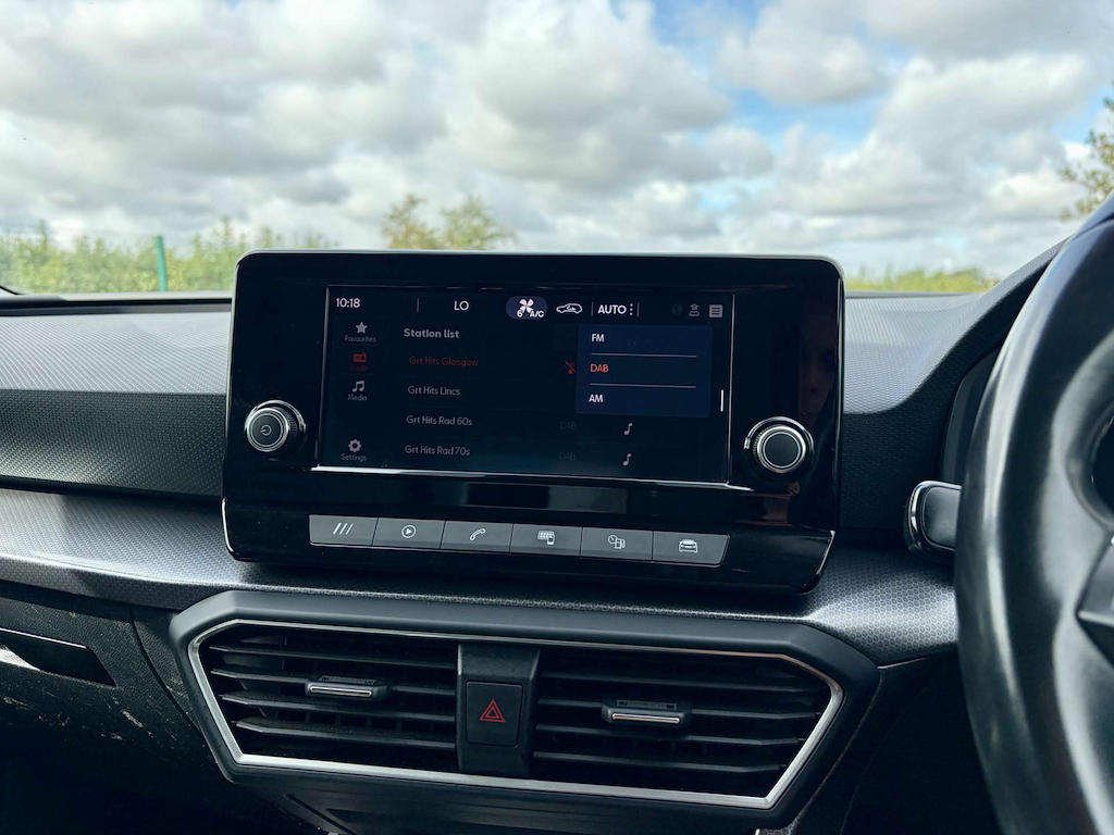 2022 SEAT Leon — image 38