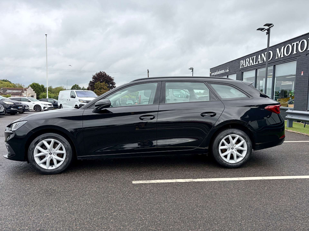 2022 SEAT Leon — image 6