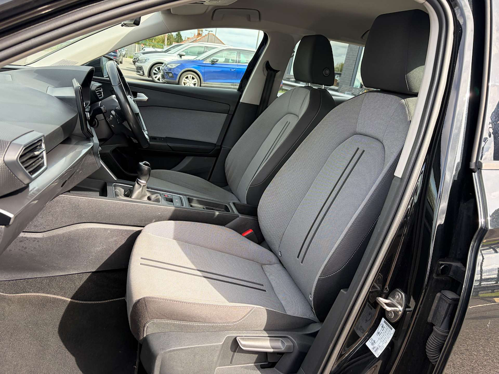2022 SEAT Leon — image 16