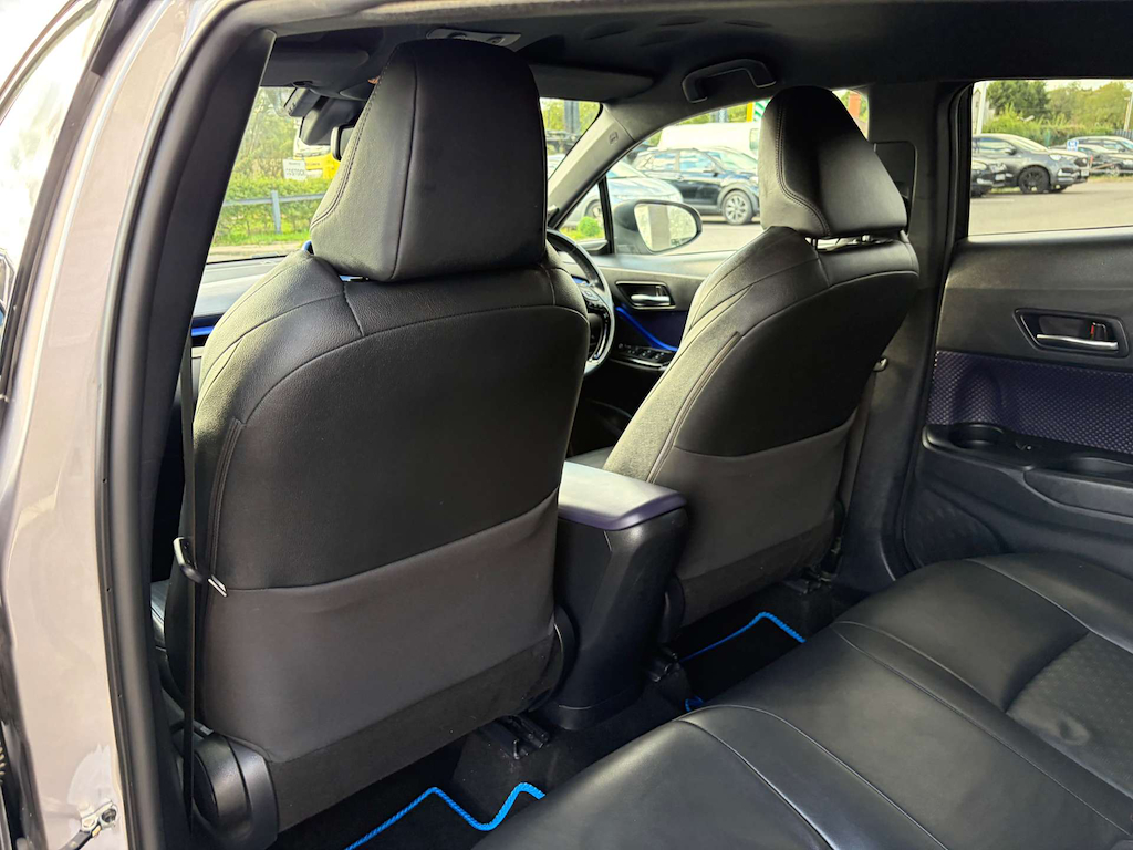 2018 Toyota C-HR — image 21