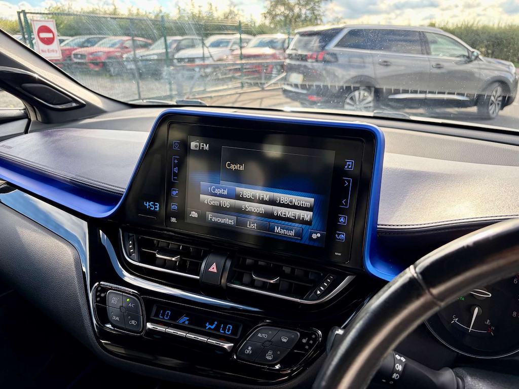 2018 Toyota C-HR — image 42