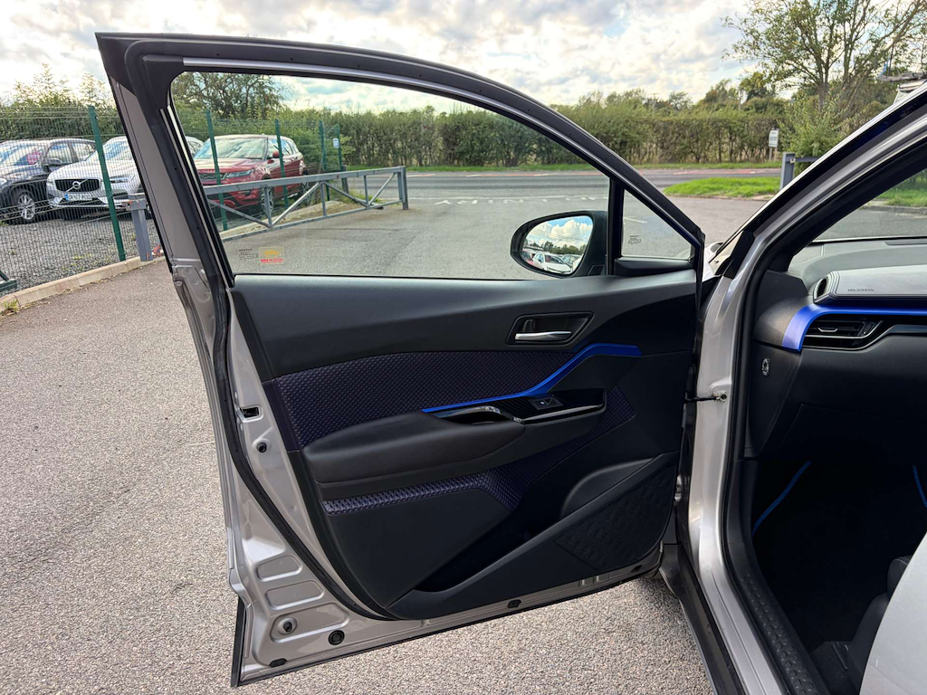 2018 Toyota C-HR — image 15