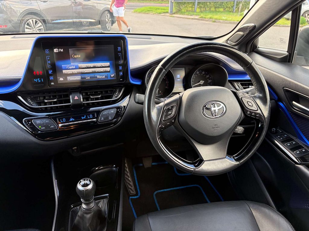 2018 Toyota C-HR — image 3