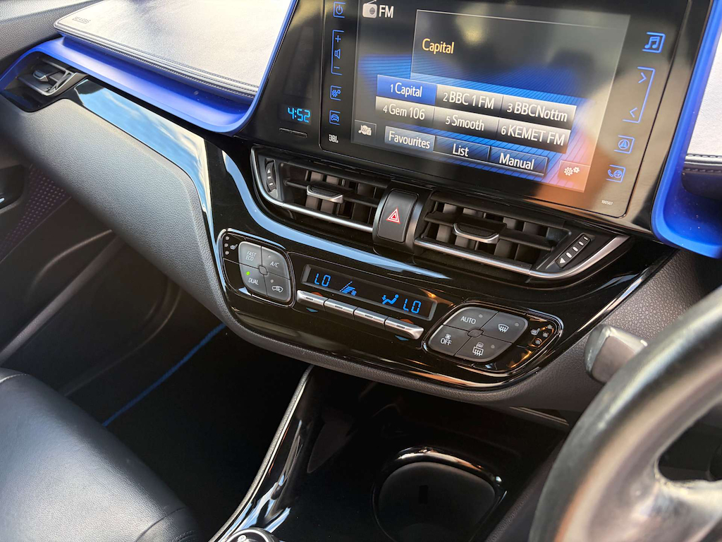 2018 Toyota C-HR — image 37