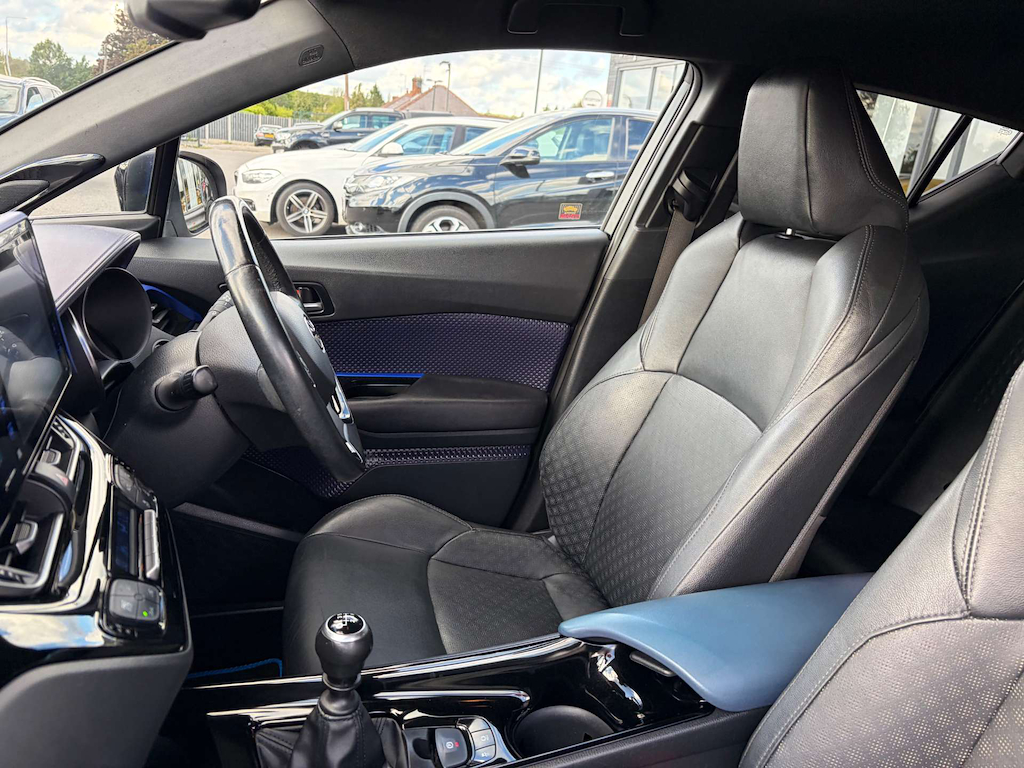 2018 Toyota C-HR — image 18
