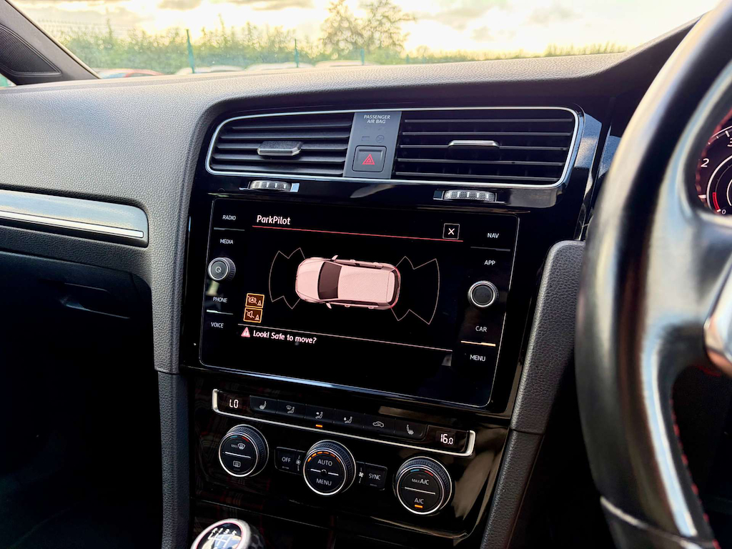2019 Volkswagen Golf — image 41