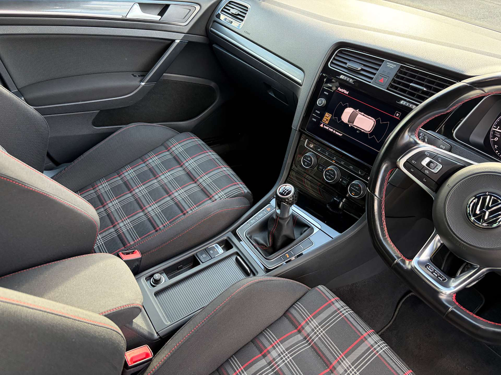 2019 Volkswagen Golf — image 36