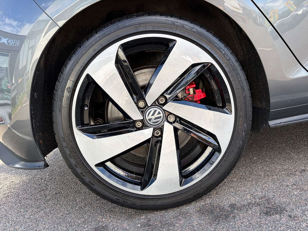 2019 Volkswagen Golf — image 11