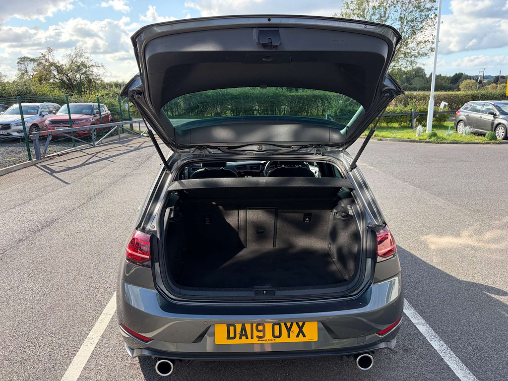 2019 Volkswagen Golf — image 23