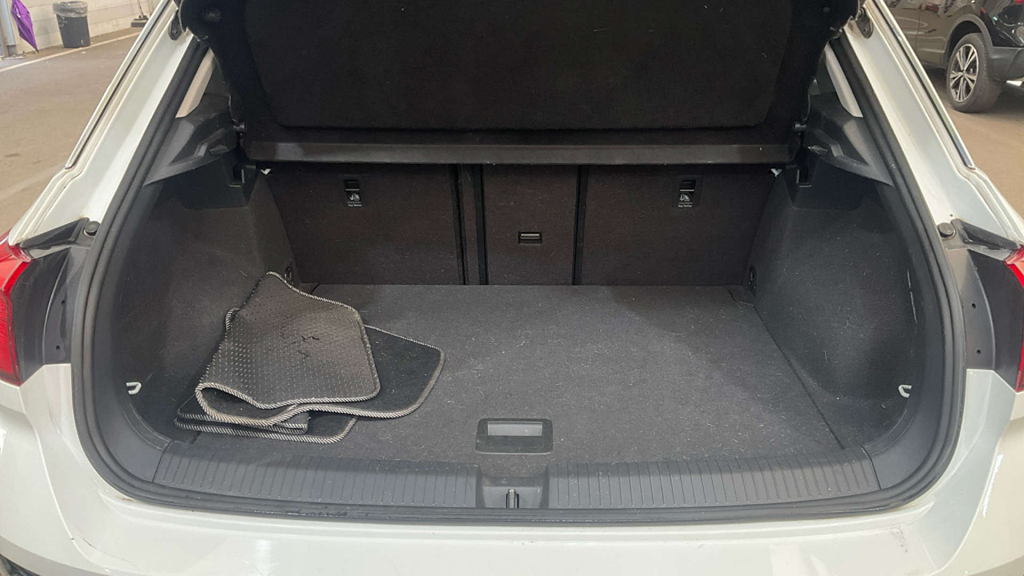 2019 Volkswagen T-Roc — image 9