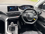 2019 Peugeot 3008 — image 40