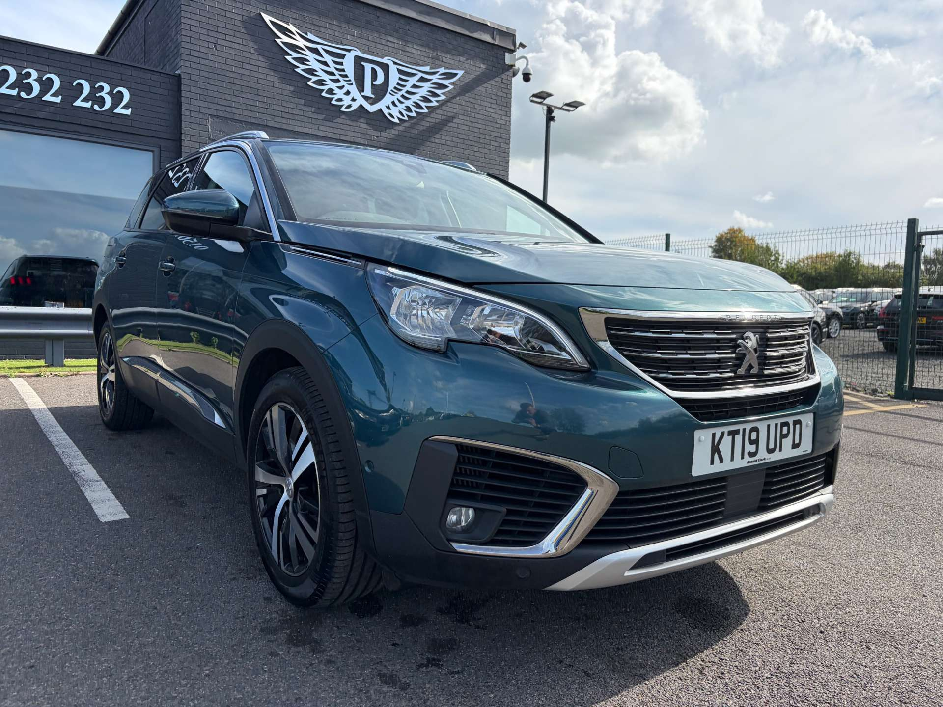 2019 Peugeot 5008